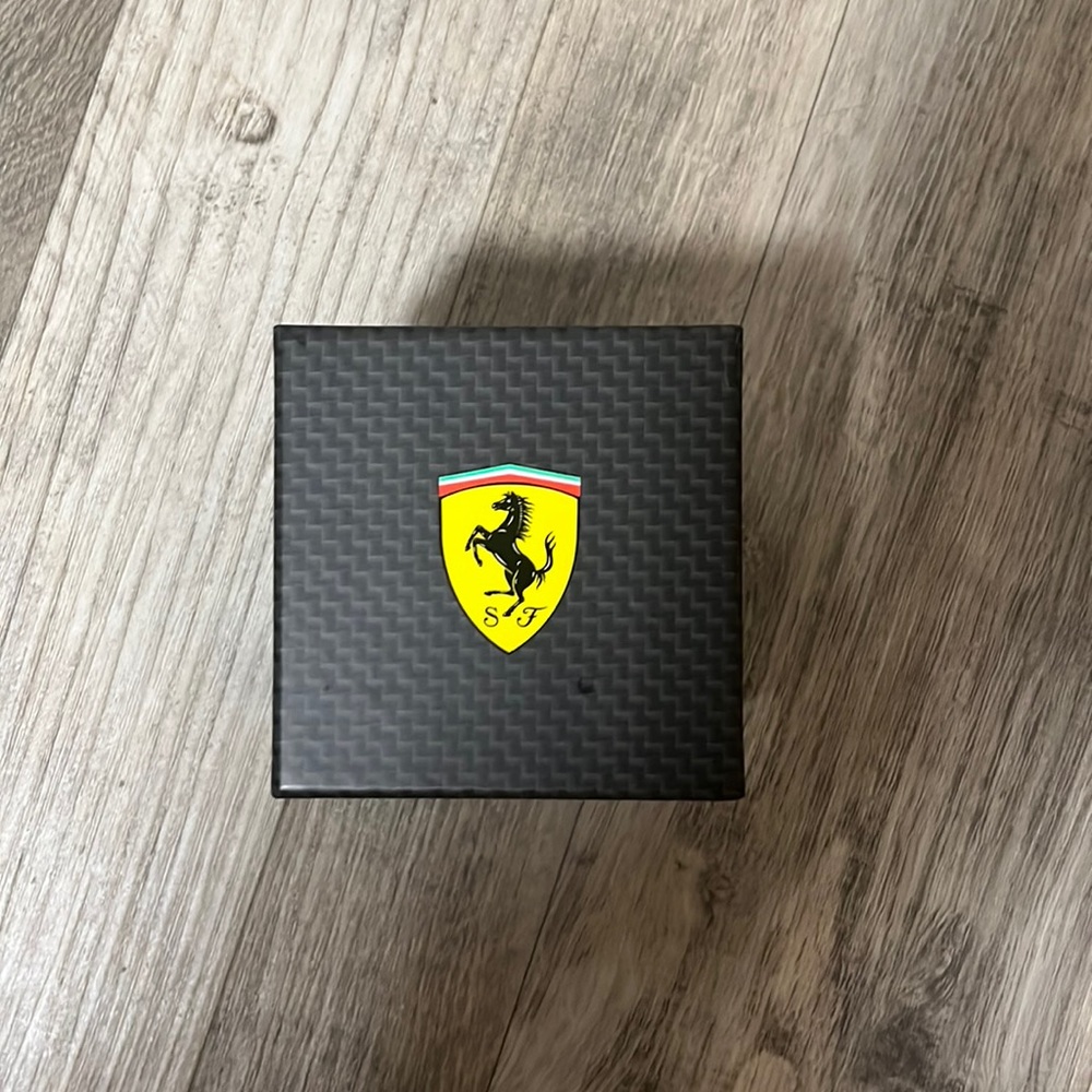 Ferrari watch never used for kids